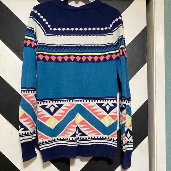 Nollie Women's XS Long Button Cardigan Sweater - Picture 4 of 10